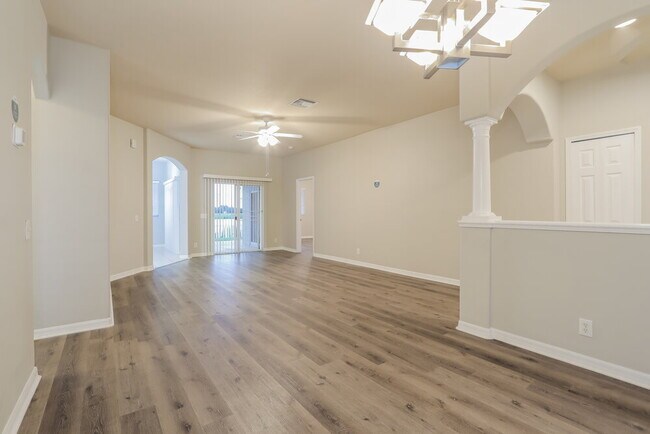 Building Photo - 1635 Regal Mist Loop