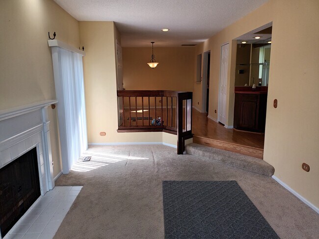 Living Room - 1191 Ranchview Ct