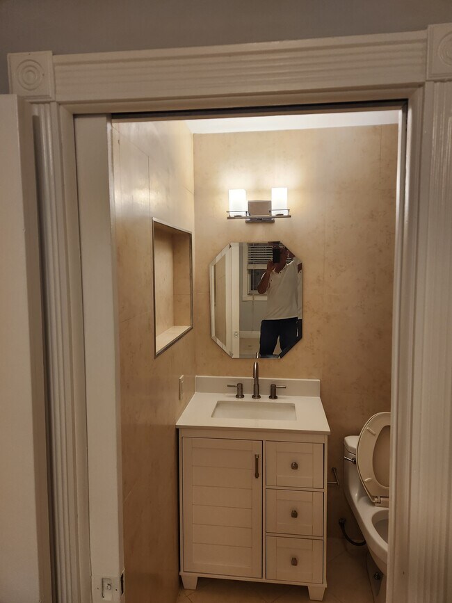 Building Photo - 10925 SW 75th St