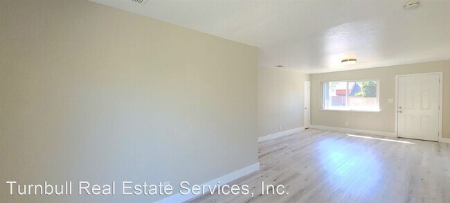 Foto del edificio - 2 br, 1 bath House - 7155 MADISON AVE