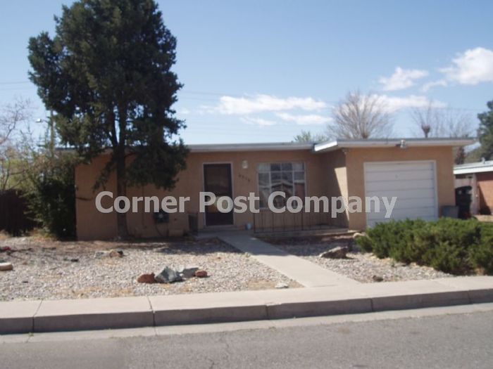 Primary Photo - 4716 Palo Duro Ave NE