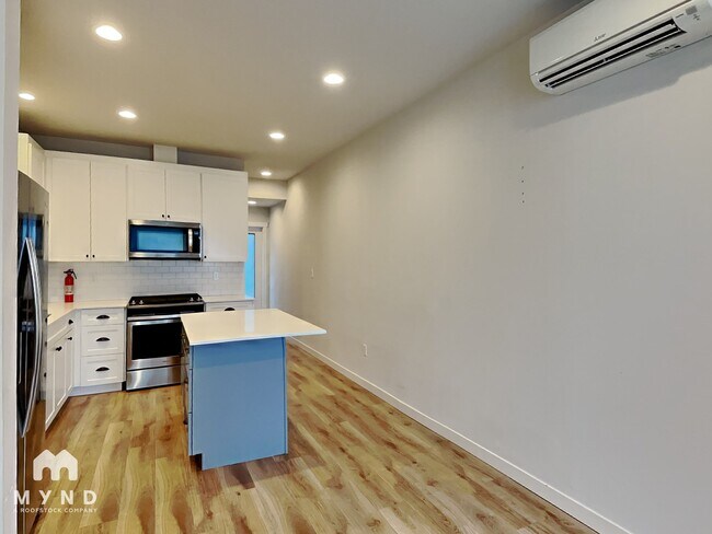 Foto del edificio - 7023 42nd Ave S