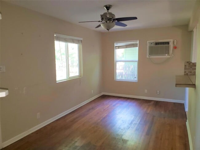 Foto del edificio - 4603 Jinx Ave