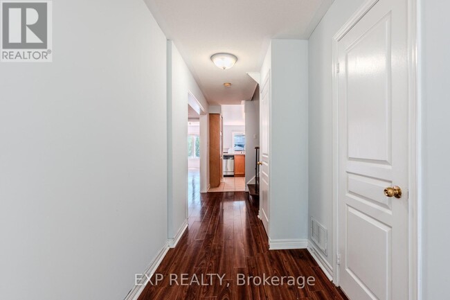 Building Photo - 60 Whitefoot Crescent