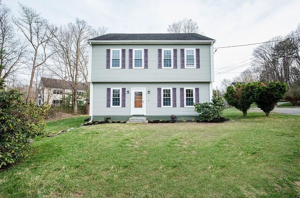 Primary Photo - 38 Brook St