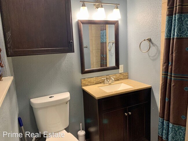 Building Photo - 3 br, 2 bath House - 4918 Branscomb Dr