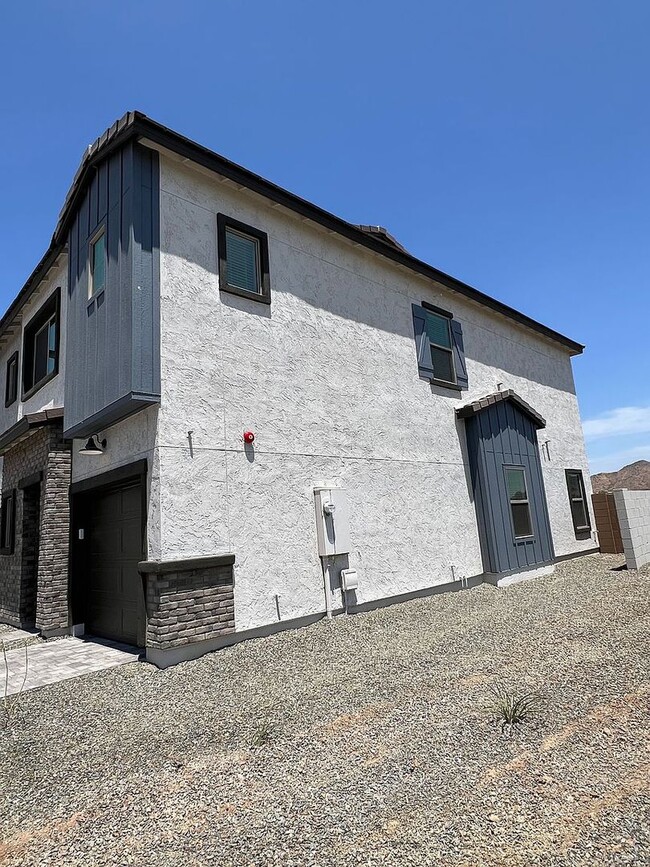 Building Photo - 28021 N 28th Dr