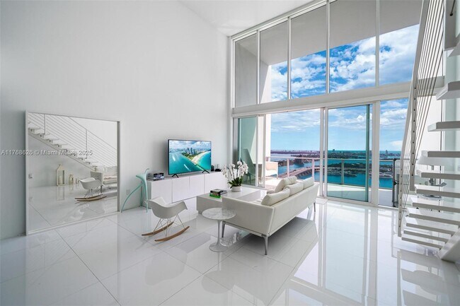 Foto del edificio - 1040 Biscayne Blvd