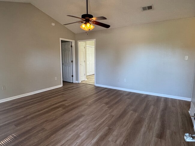 Photo - 1770 Central Trails Dr House