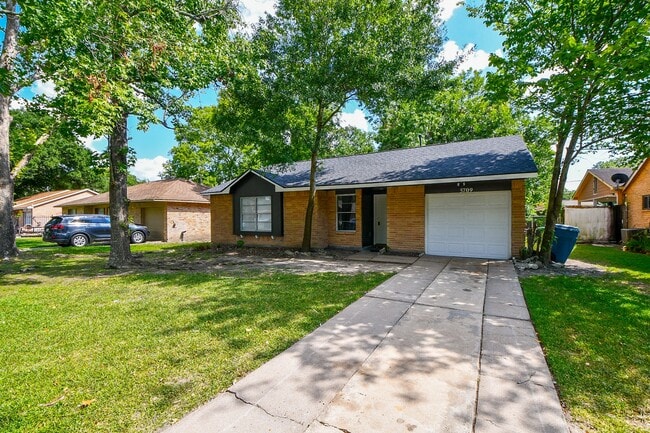 Building Photo - 5709 Arthington Ave