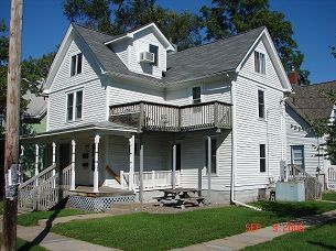 Primary Photo - 530 E Washington St