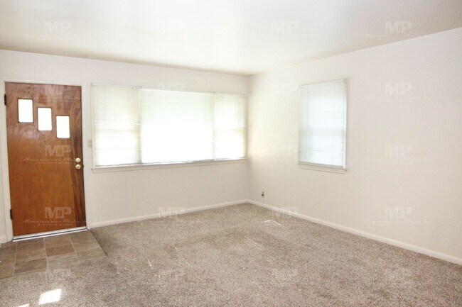 Foto del edificio - 627 S Grant Ave