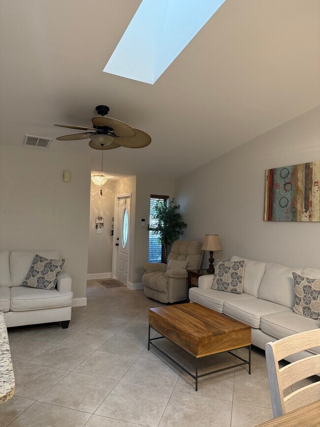 Foto del edificio - 5118 SW Courtyards Way
