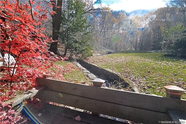 Foto del edificio - 185 Catering Rd