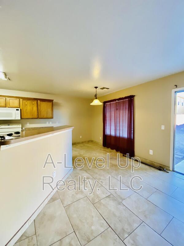 Foto del edificio - 656 W Ash Ridge Dr