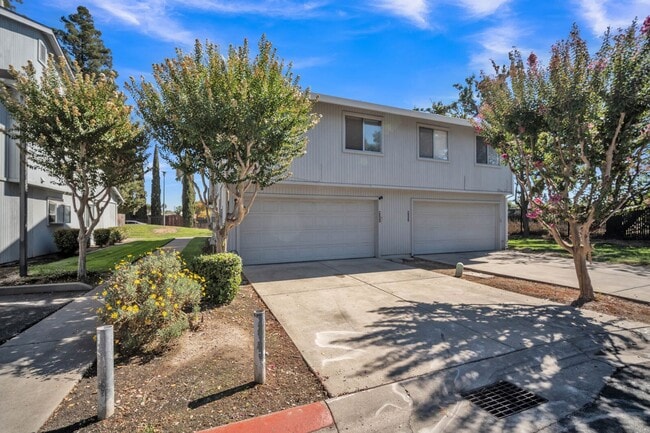 Photo - 4255 Taylor St House