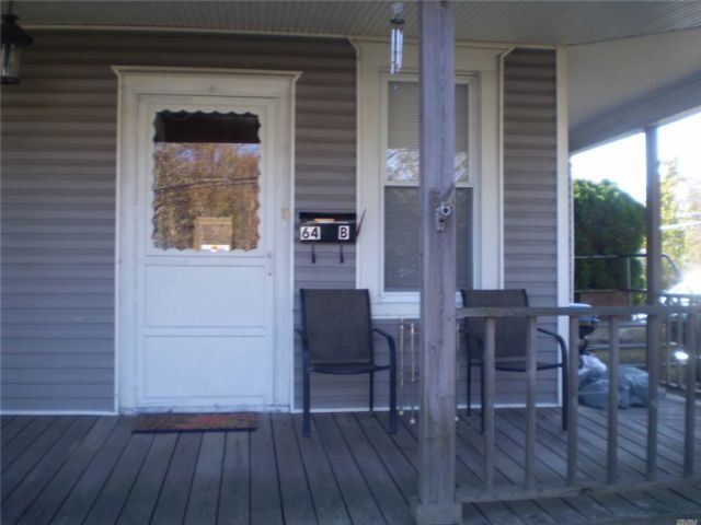 Primary Photo - 798 Old Dock Rd