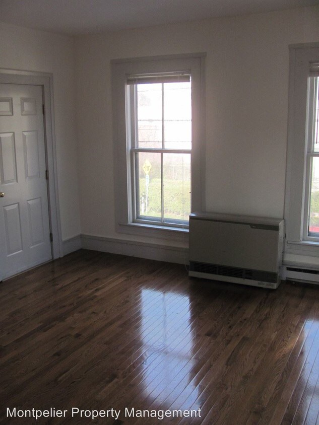Primary Photo - 1 br, 1 bath Apartment - 15 Barre St 15 Barre