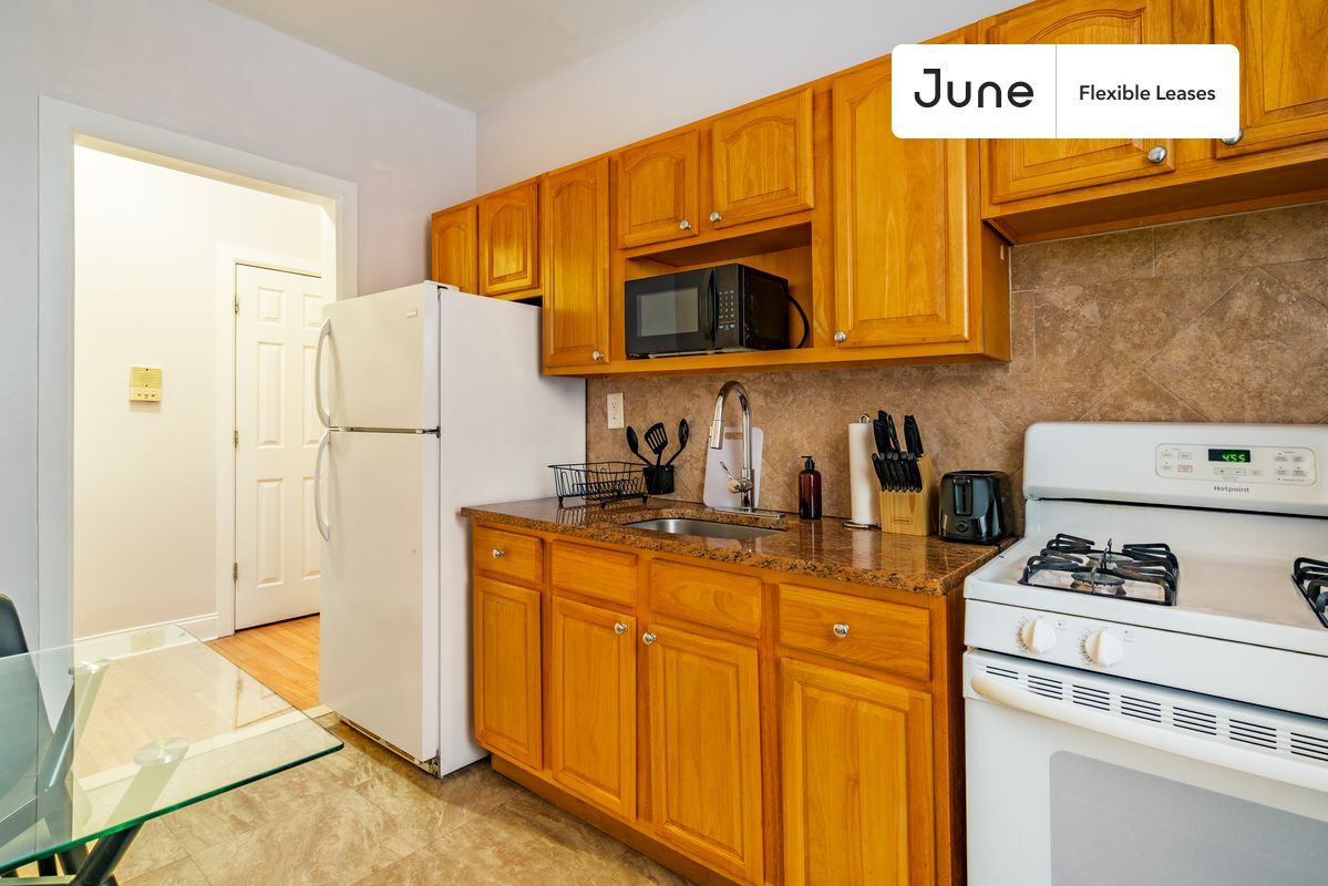 Foto principal - 579 61st St
