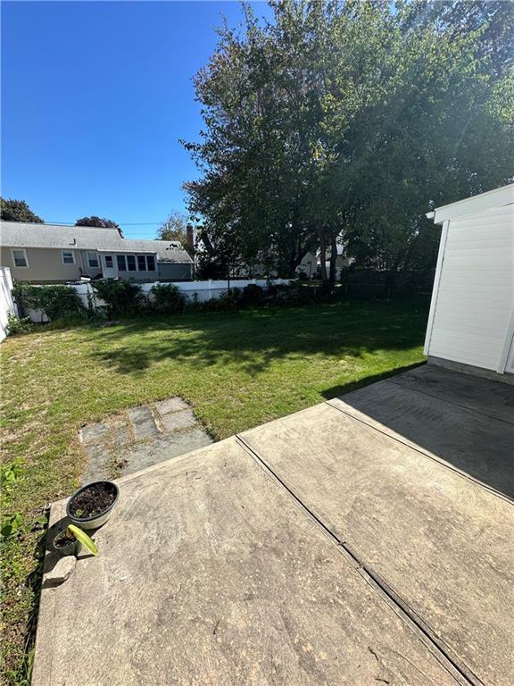 Foto del edificio - 70 Community Dr