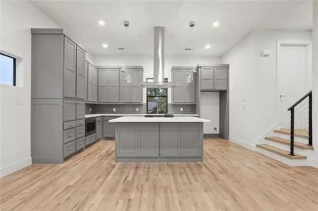 Building Photo - 4515 Cabell Dr