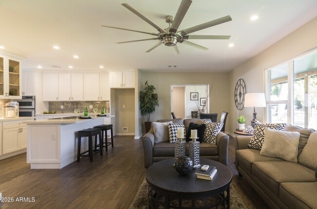 Building Photo - 2026 S El Camino Dr