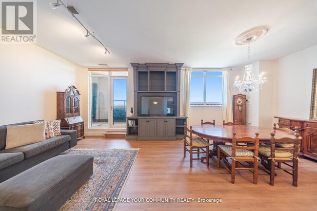 Building Photo - 9245 Jane St