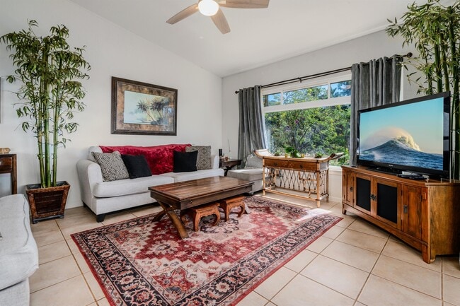 Building Photo - 111 Paia Pohaku St