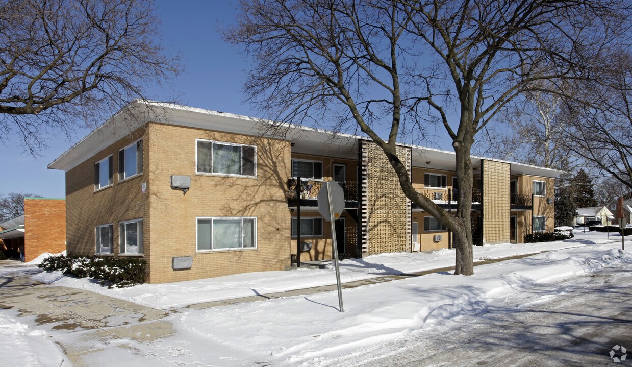 Foto principal - 590 Yale Ct