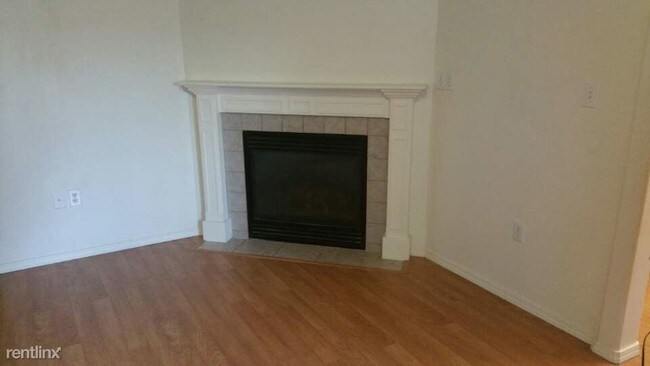 Foto del edificio - 928 E 8th Ave