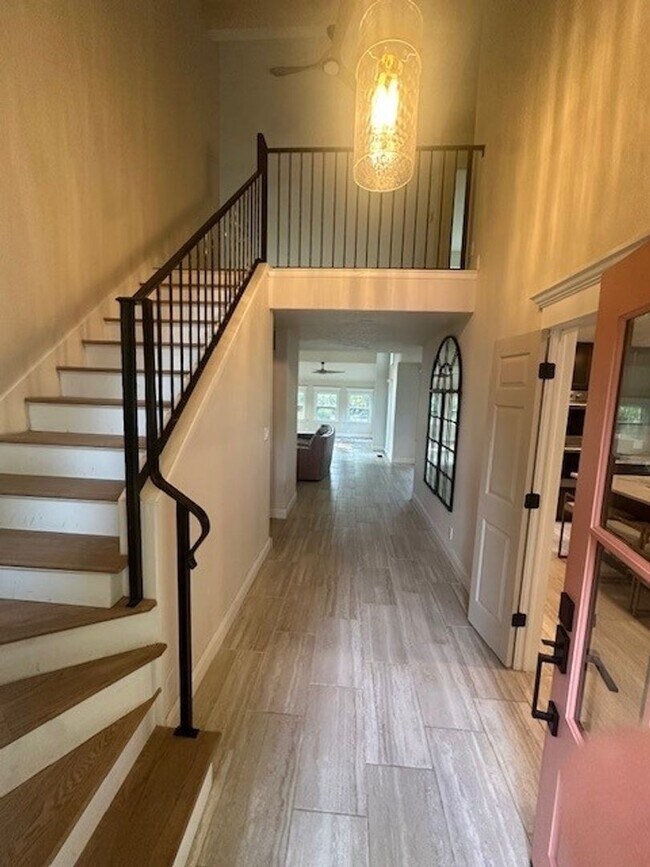 Foto del edificio - Upscale Secluded Oasis in Bixby - 5 Beds/3.5 Baths - Separate Mother-in-Law Quarters!