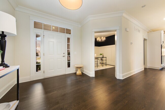 Foto del edificio - 6011 Flagg Creek Ln
