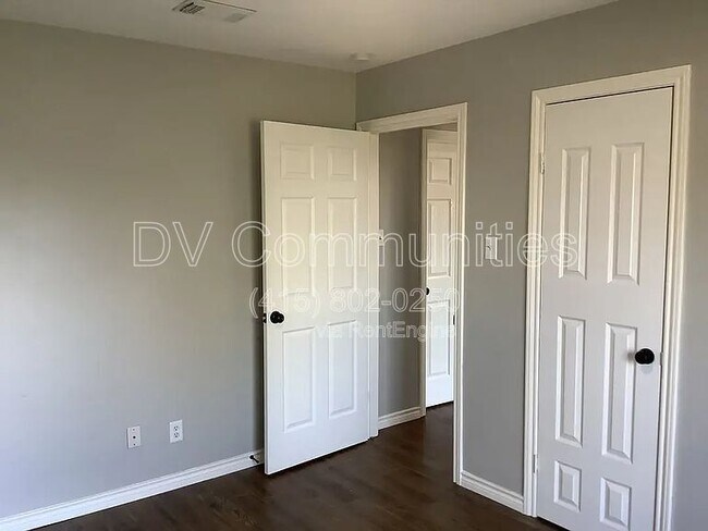 Foto del edificio - 20607 Nannette Ln