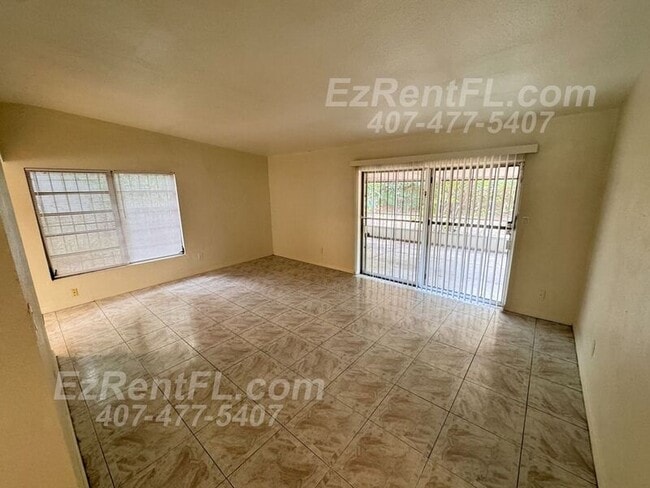 Photo - 6132 Oakcrest Cir House