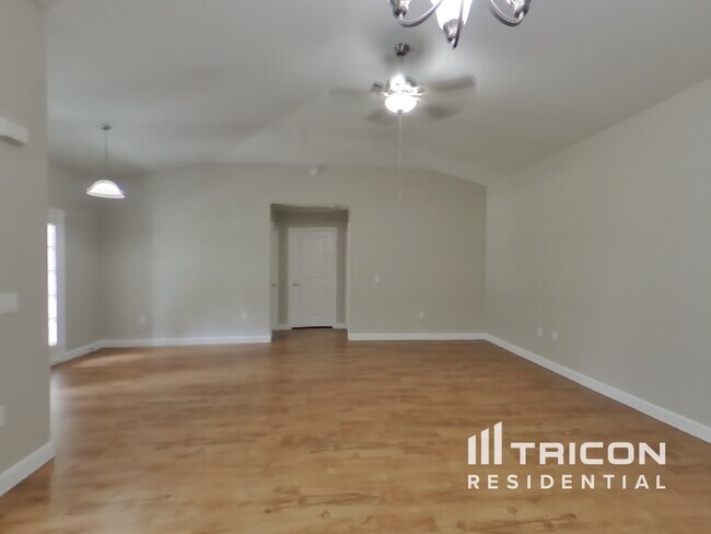 Building Photo - 1155 15th St