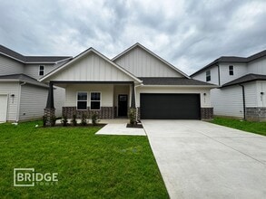 Building Photo - 526 Thistle Brook Drive