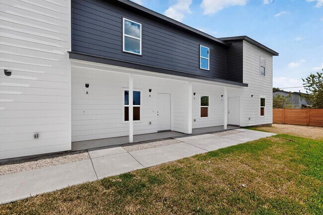 Foto del edificio - 6909 Wentworth Dr