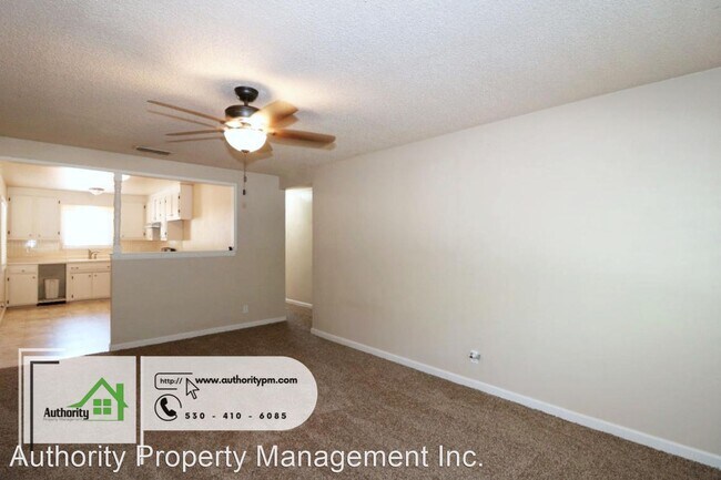Building Photo - 3 br, 1 bath House - 2326 Corona St.