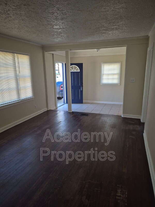 Building Photo - 2190 Jernigan Dr SE