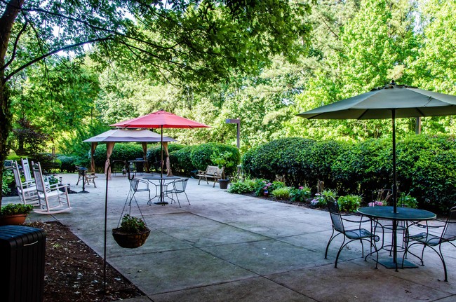 Coventry Place Senior Living Community - Apartments in Decatur, GA ...