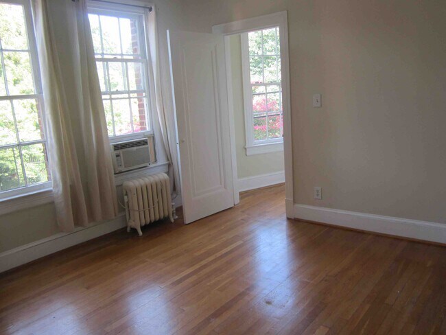 Main bedroom - 2531 Q St NW
