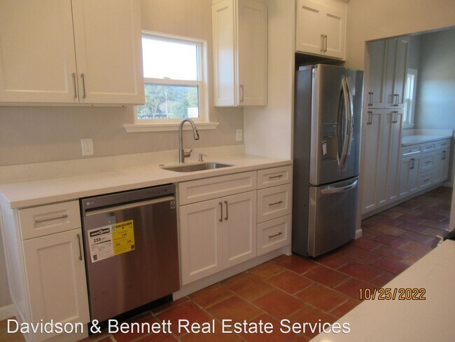 Foto del edificio - 3 br, 1 bath House - 5340 Washington Street