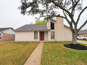 Building Photo - 1923 Quail Valley E Dr