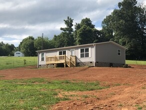 Building Photo - 1671 Edgewood Rd