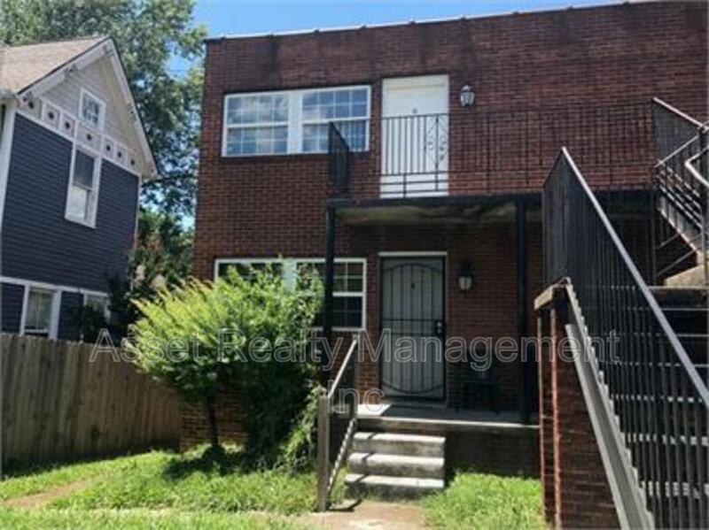 Foto principal - 2359 E 5th Ave