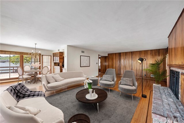 Building Photo - 722 S Malgren Ave