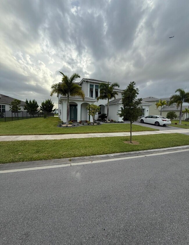 Foto del edificio - 5170 Liberty Ln