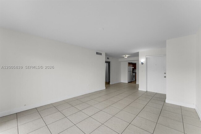 Foto del edificio - 7560 SW 82nd St