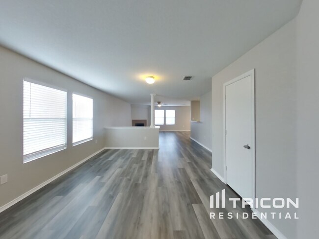 Building Photo - 6031 Blossom Bend