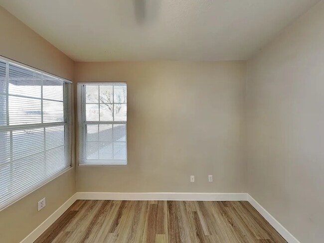 Building Photo - 2020 Gault Ct